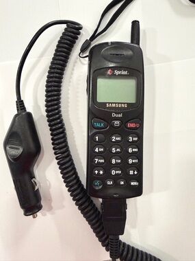 Vintage Samsung Sprint Car Phone Portable Dualband Mobile Retro Collectible Prop